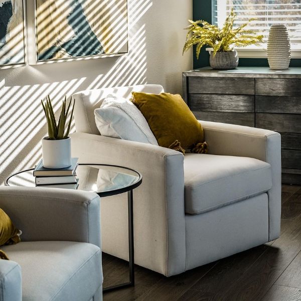 Philip Bruce is a professionally qualified and accredited psychotherapist